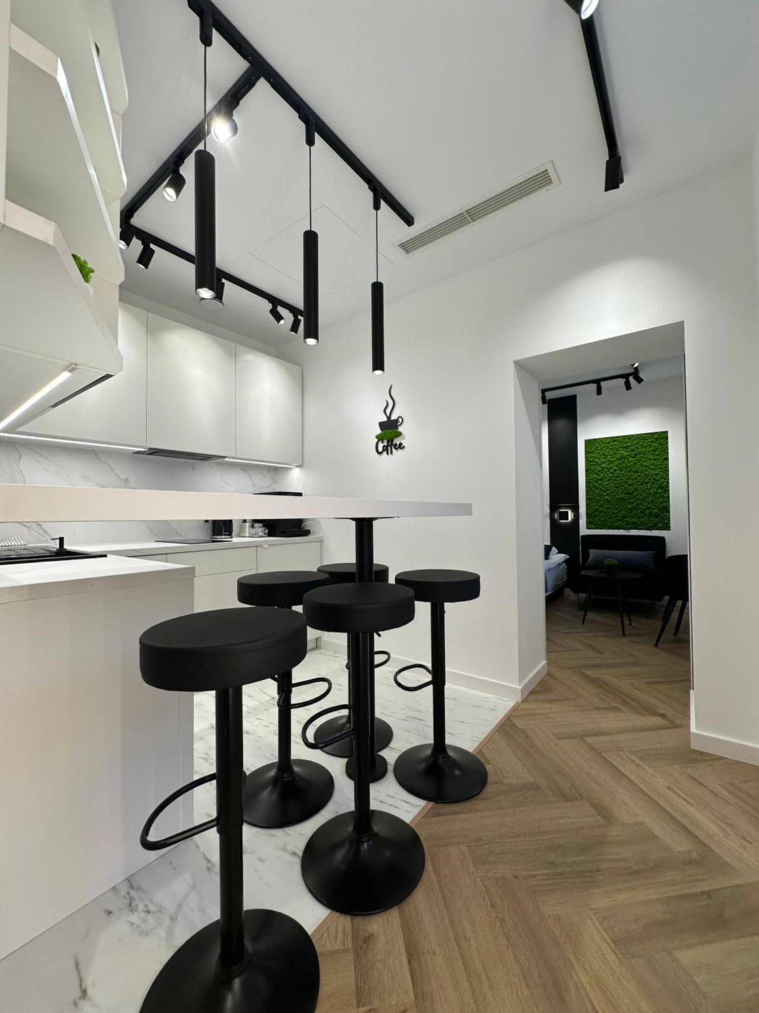 Rainbow Apartments Old Town Krakow Ngoại thất bức ảnh