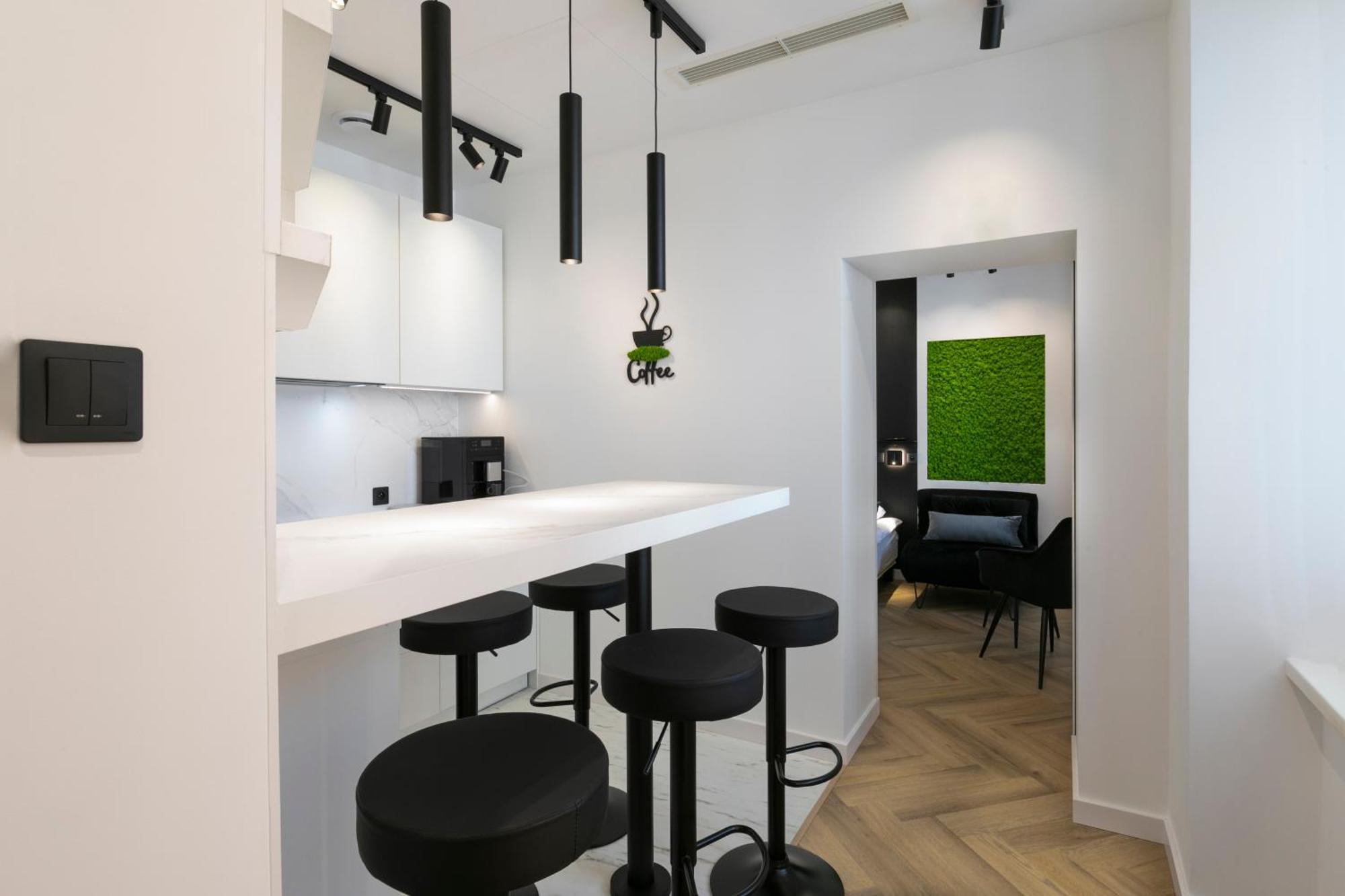 Rainbow Apartments Old Town Krakow Ngoại thất bức ảnh